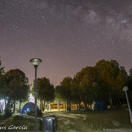 Valdearenas Camping *