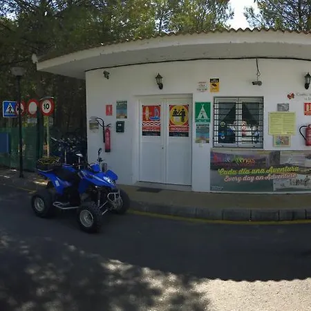Parque de Campismo Valdearenas Iznájar